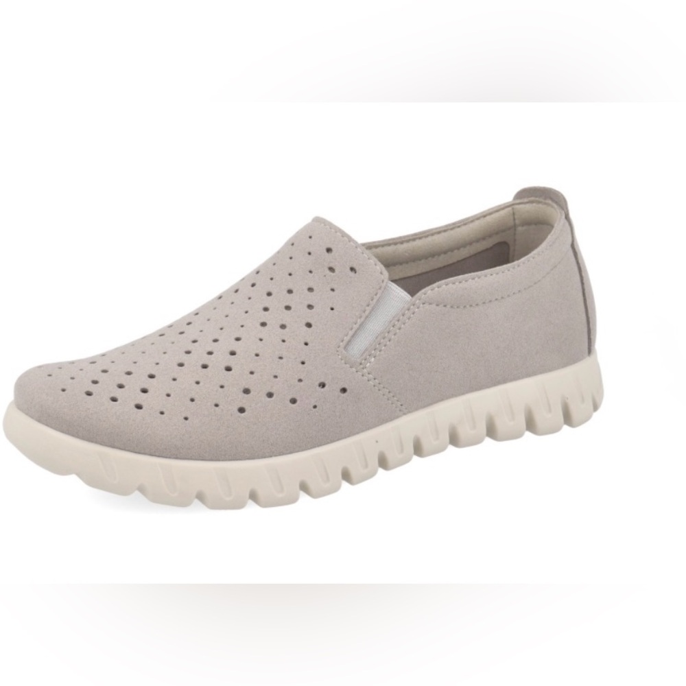 Fly Flot Women's Slip-On Loafers with memory insole, Gray color, size 7.5US